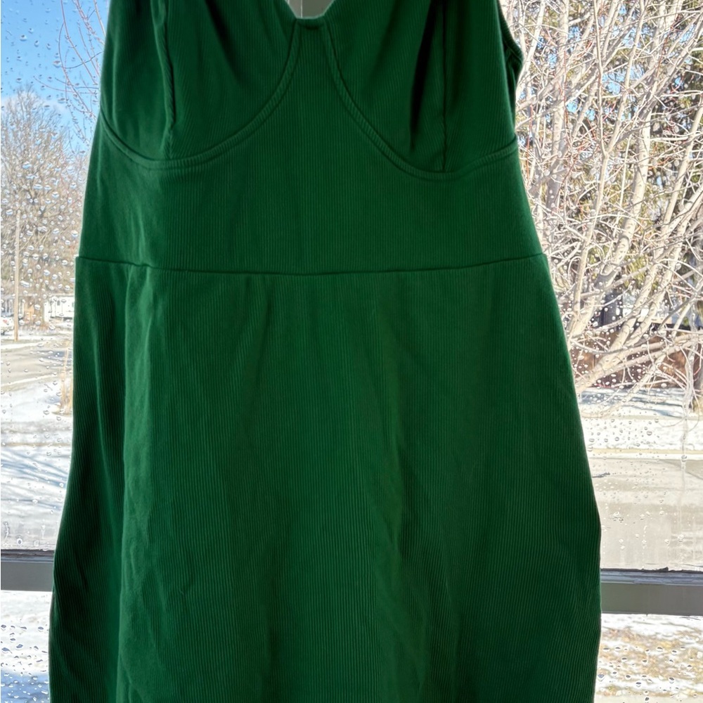 Green Sleeveless Dress